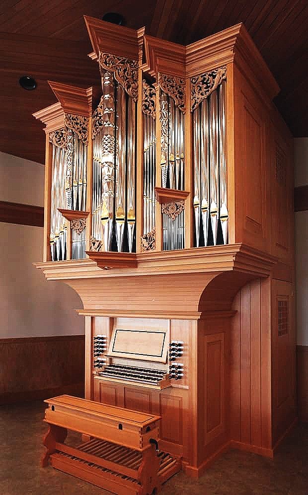 The Fritts organ in St. Alban’s sanctuary.